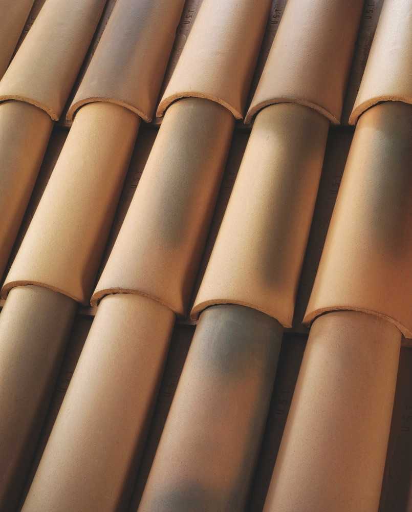Henris Roofing Company Images