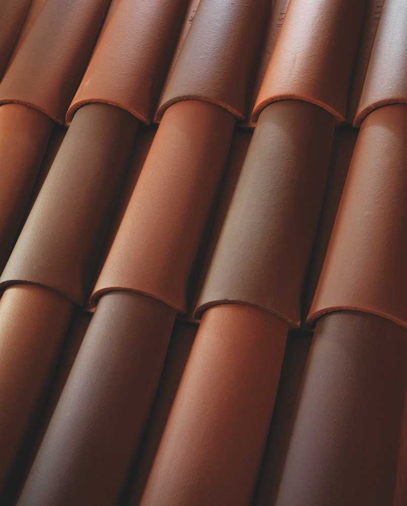 Henris Roofing Company Images